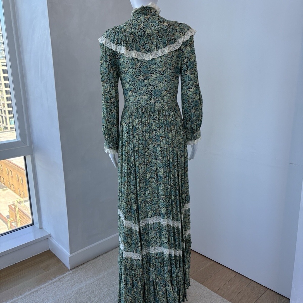 Designer Gucci Maxi Dress With Ruffles- As Seen On Taylor Swift - Picture 4 of 7